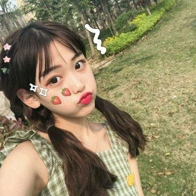 在此一群